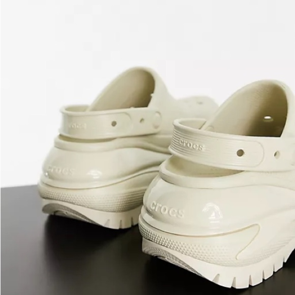 Crocs Mega Crush Platform Clogs Bone - Picture 3 of 9